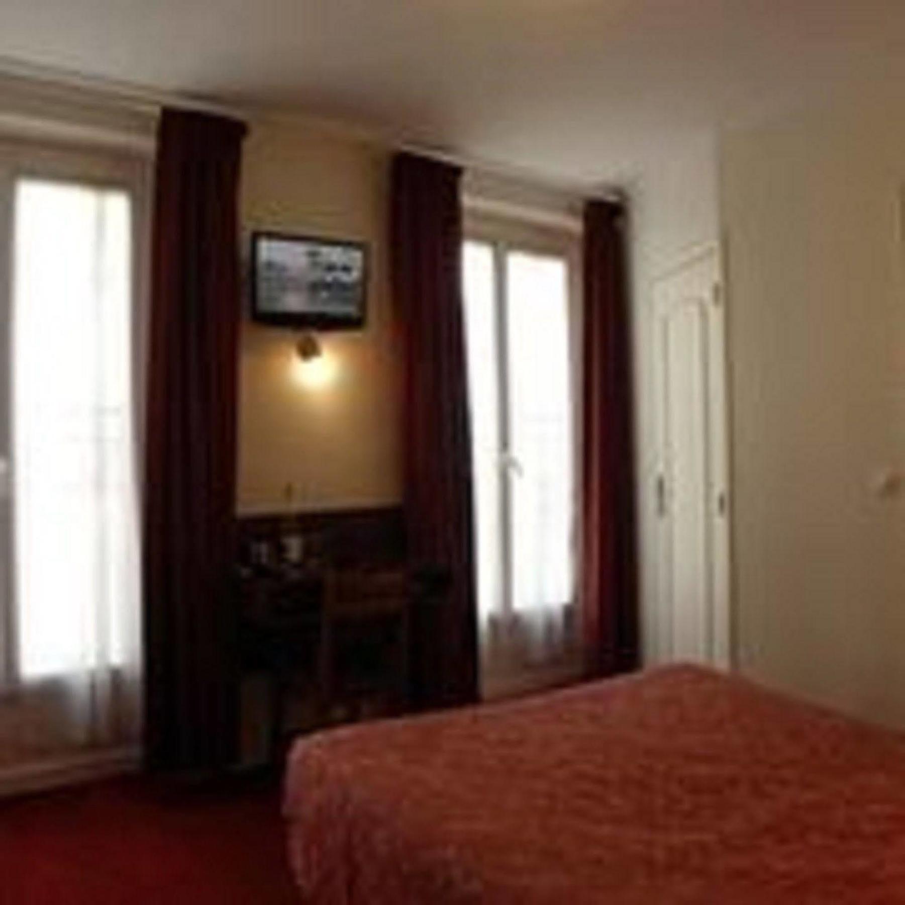 Camelia International Hotel Paris Bagian luar foto